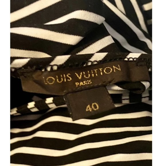 Louis Vuitton Two-piece swimsuit EUC Size 40 Cup B to C - Picture 5 of 9